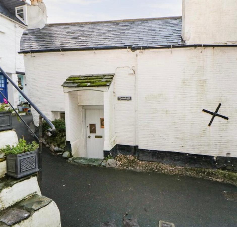Spindrift Is A Beautiful Newly Refurbished Three Bedroom Private Family House Located On The Old Harbour And The Coastal Path In The Heart Of Beautiful Polperro Eksteriør bilde