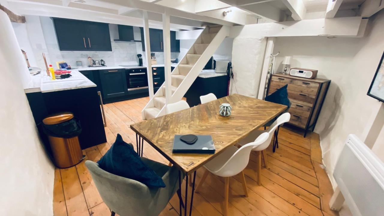 Spindrift Is A Beautiful Newly Refurbished Three Bedroom Private Family House Located On The Old Harbour And The Coastal Path In The Heart Of Beautiful Polperro Eksteriør bilde