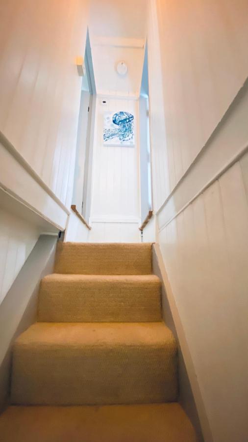 Spindrift Is A Beautiful Newly Refurbished Three Bedroom Private Family House Located On The Old Harbour And The Coastal Path In The Heart Of Beautiful Polperro Eksteriør bilde